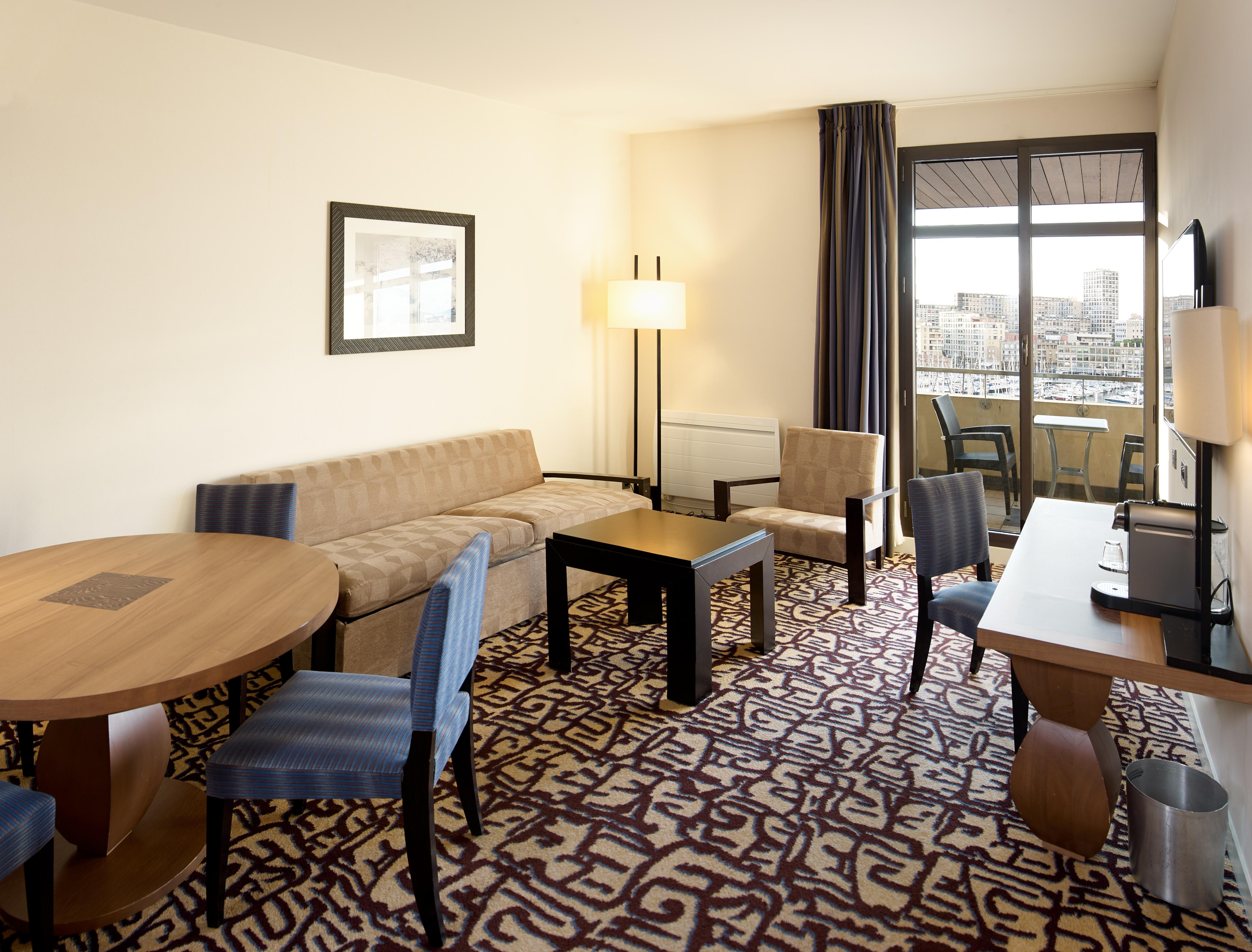 Radisson Blu Vieux Port Hotel 4*